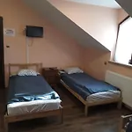 Pod Wiekowa Sosna Zalesie Gorne