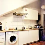 호스텔 Pod Wiekowa Sosna Zalesie Gorne