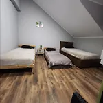 Pod Wiekowa Sosna *