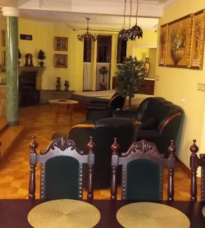 Wiekowa Sosna Kwatera prywatna *