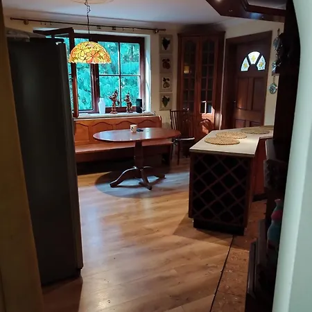 Kwatera prywatna Wiekowa Sosna Zalesie Gorne