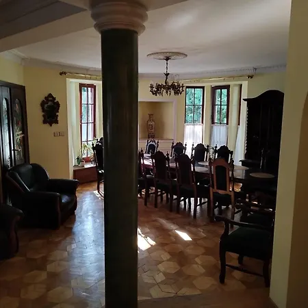 Pod Wiekowa Sosna Zalesie Gorne