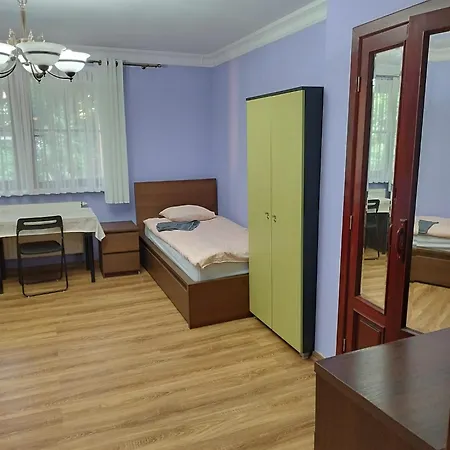 Pod Wiekowa Sosna * Zalesie Gorne