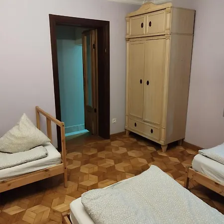 Kwatera prywatna Wiekowa Sosna