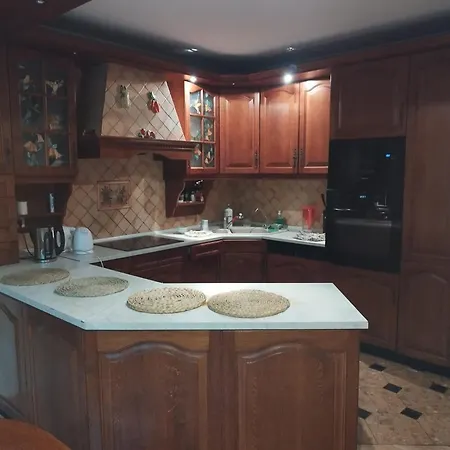 Wiekowa Sosna Kwatera prywatna Zalesie Gorne