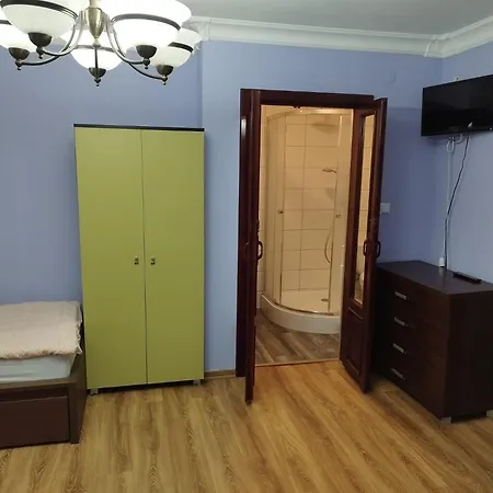 Hostal Pod Wiekowa Sosna Zalesie Gorne