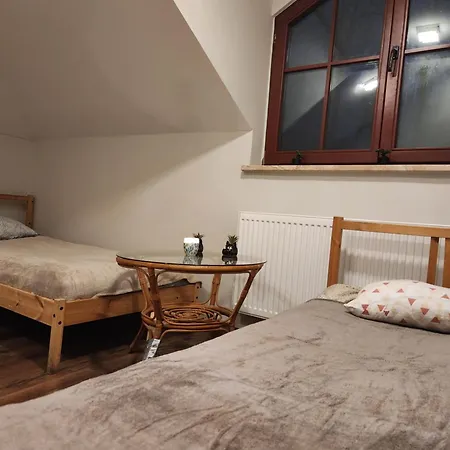 Pod Wiekowa Sosna Hostal *