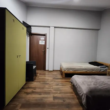 Hostal Pod Wiekowa Sosna Zalesie Gorne