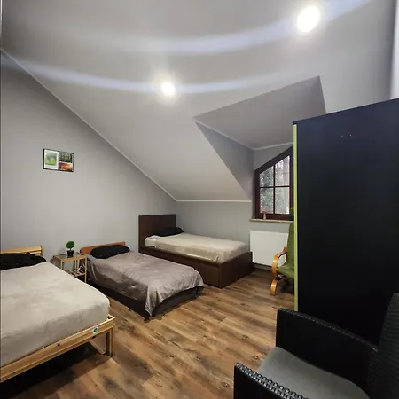 Hostal Pod Wiekowa Sosna Zalesie Gorne