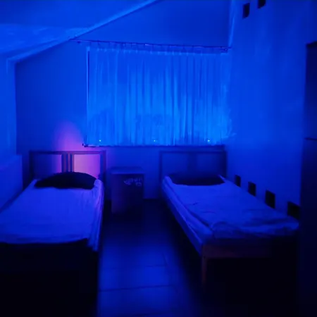 Pod Wiekowa Sosna * Zalesie Gorne