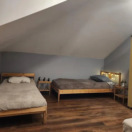 Pod Wiekowa Sosna Hostal Zalesie Gorne