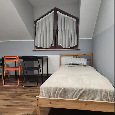 Pod Wiekowa Sosna Zalesie Gorne