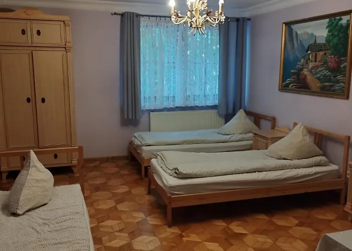 Willa Pod Wiekowa Sosna Séjour chez l'habitant